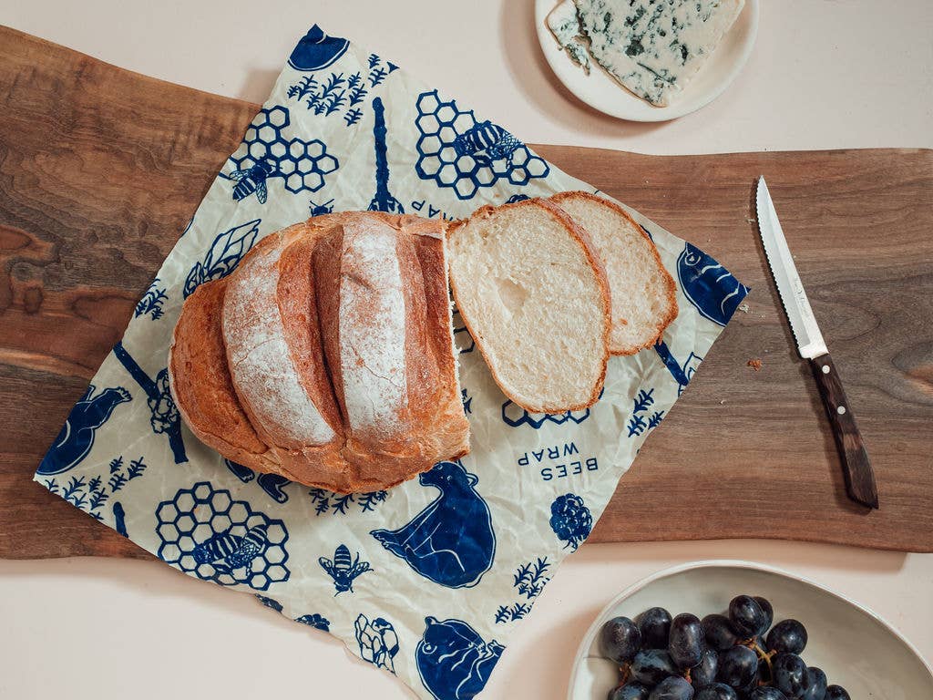 Bee's Wrap® Bread Beeswax Wrap | Reusable XL (17" x 23") - Bees & Bears Print