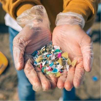 Microplastics from kitchen sponges